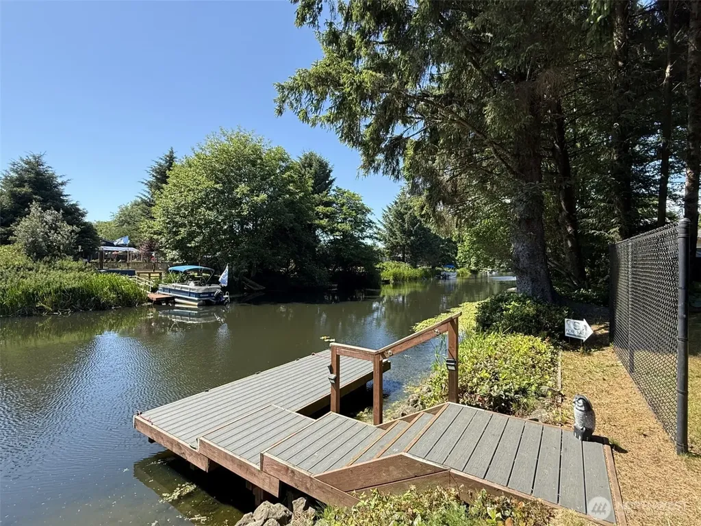 745 Albion Avenue SE Ocean Shores WA 98569