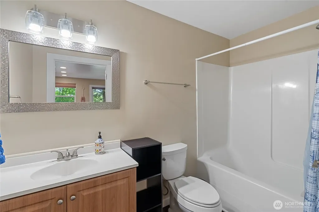 745 Albion Avenue SE Ocean Shores WA 98569