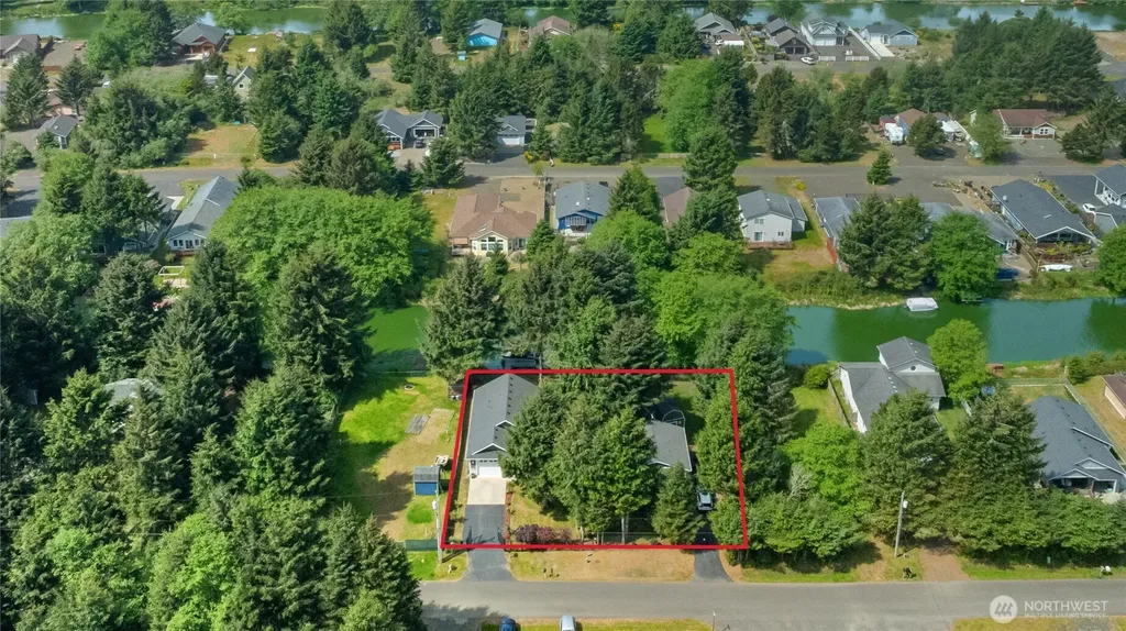 745 Albion Avenue SE Ocean Shores WA 98569