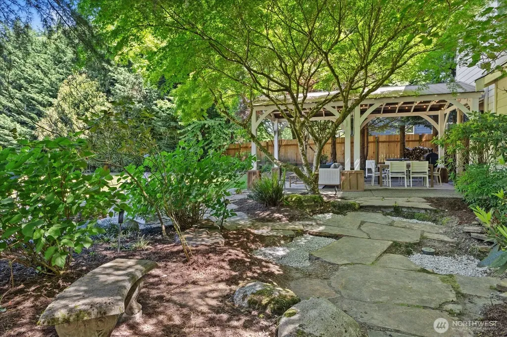 22033 99th Street SE Snohomish WA 98290