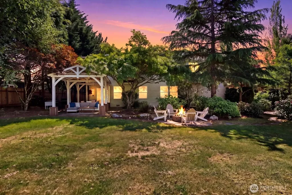 22033 99th Street SE Snohomish WA 98290