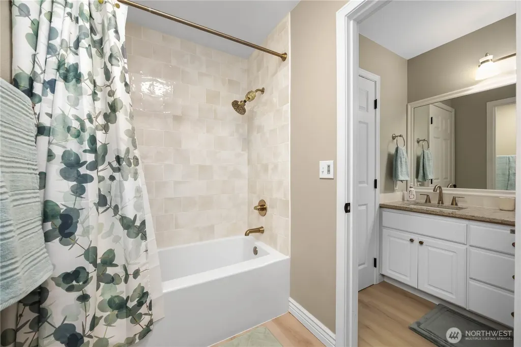2067 Maiden Lane Wenatchee WA 98801