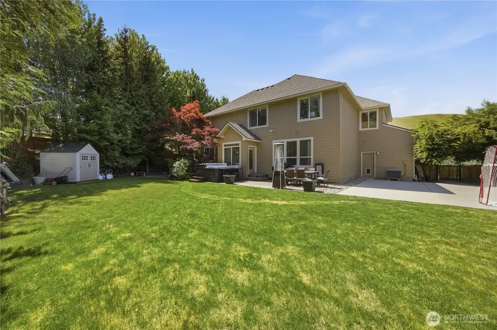 2067 Maiden Lane Wenatchee WA 98801
