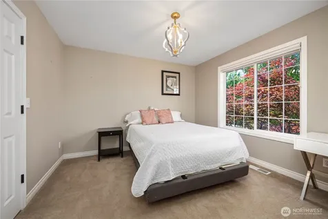 2067 Maiden Lane Wenatchee WA 98801