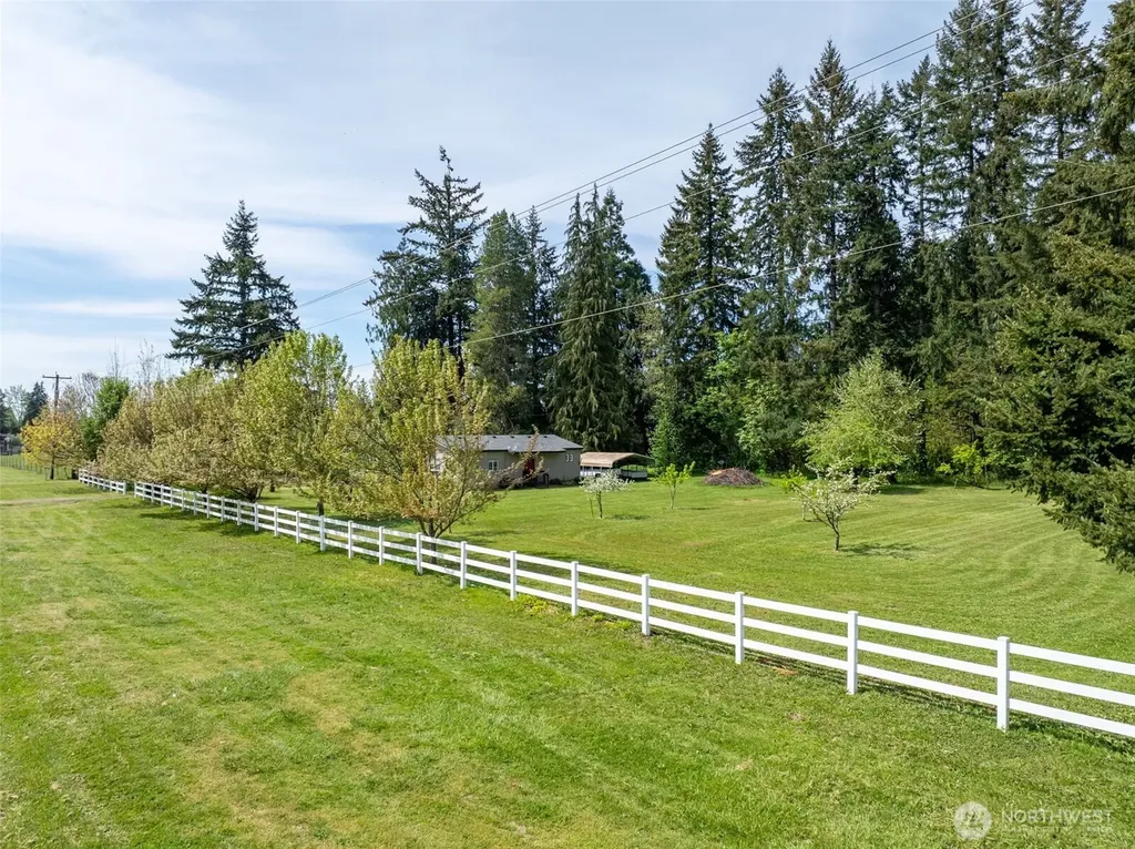 1519 Us Highway 12 Ethel WA 98542