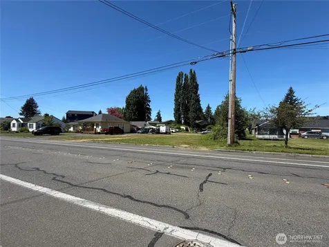 6506 Armar Rd Road Marysville WA 98270