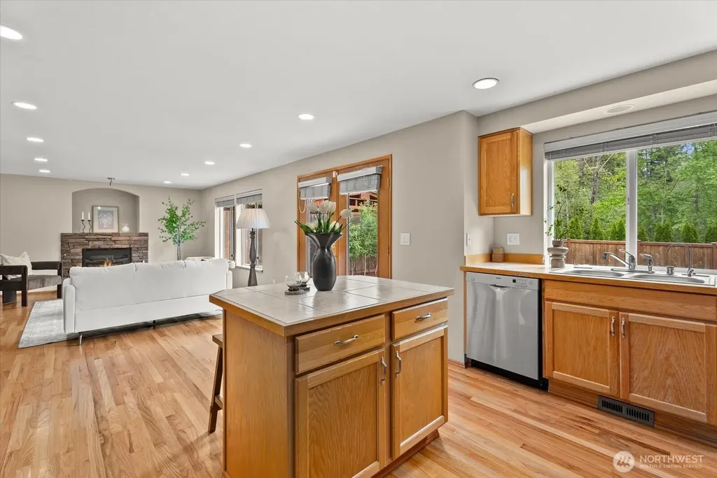 38208 34th Place S Auburn WA 98001