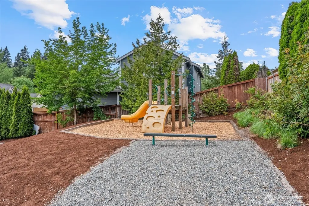 38208 34th Place S Auburn WA 98001