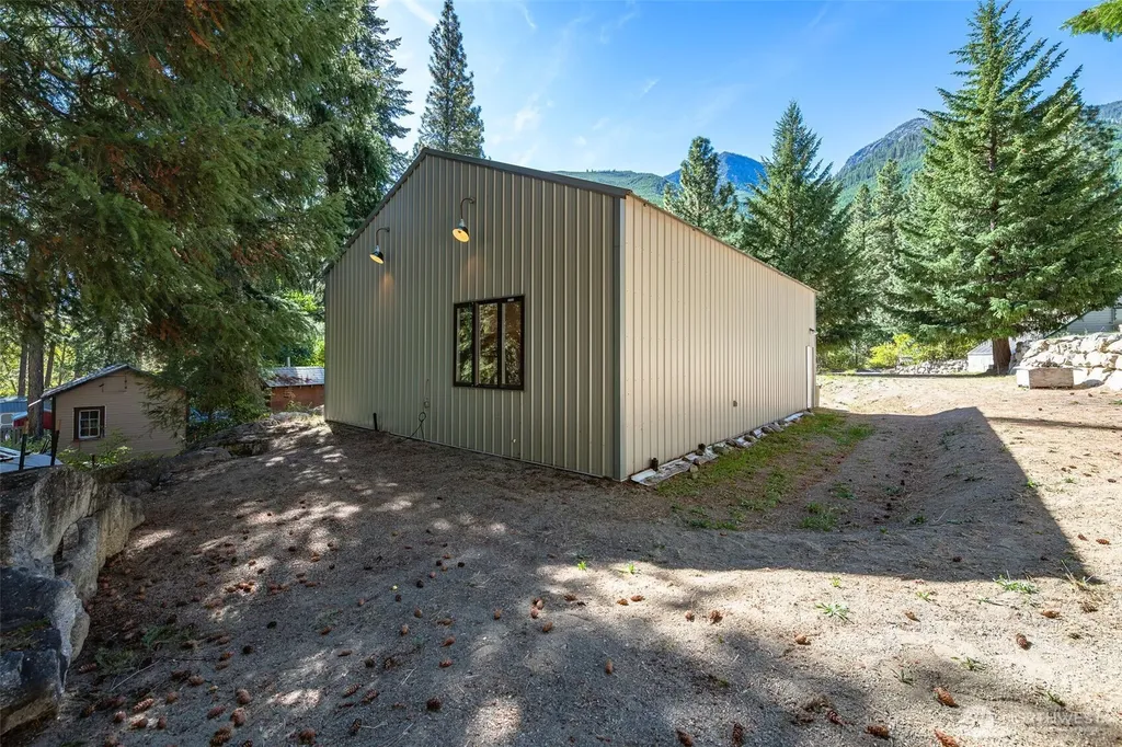 17972 Entiat River Road Entiat WA 98822