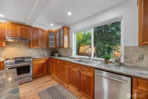 2708 NE 98th Street Seattle WA 98115