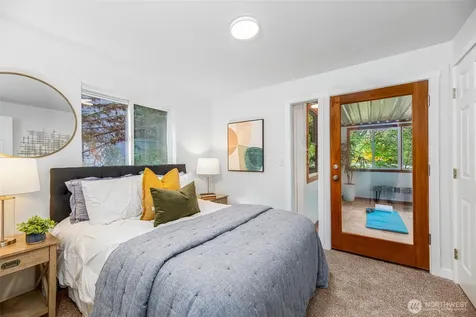 2708 NE 98th Street Seattle WA 98115
