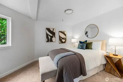 2708 NE 98th Street Seattle WA 98115