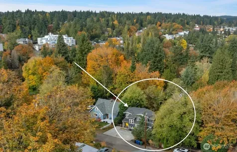 2708 NE 98th Street Seattle WA 98115