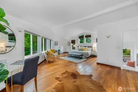 2708 NE 98th Street Seattle WA 98115