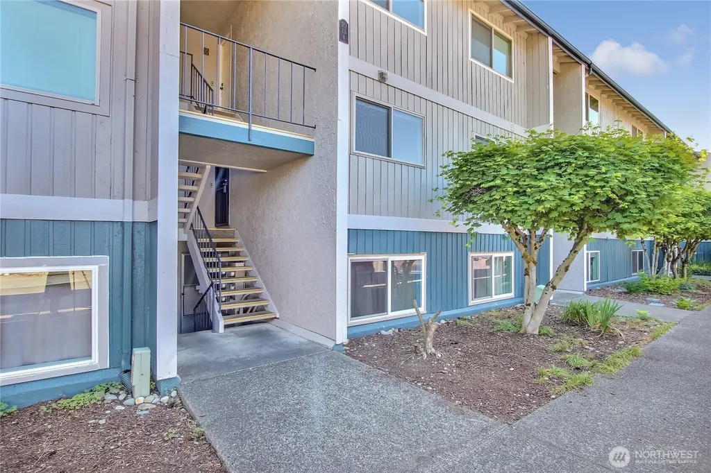 3435 Auburn Way S Auburn WA 98092