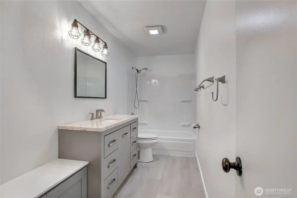 3435 Auburn Way S Auburn WA 98092
