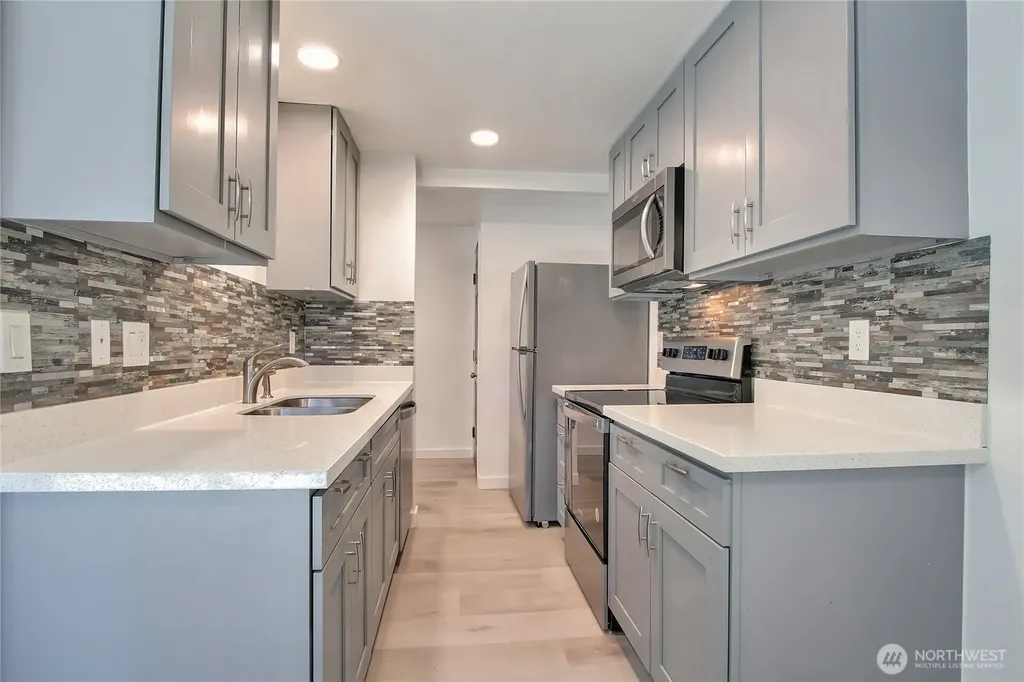 3435 Auburn Way S Auburn WA 98092