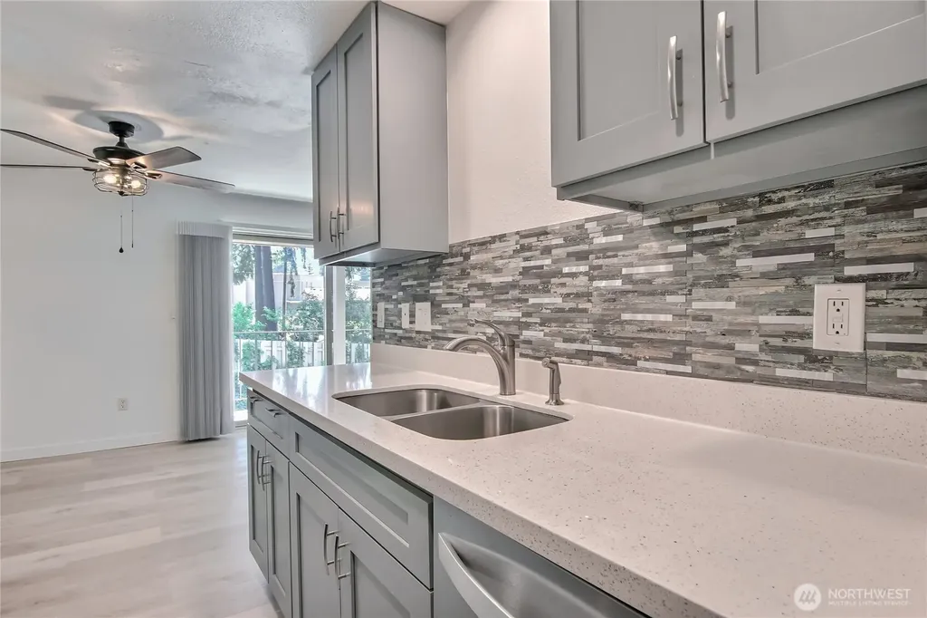 3435 Auburn Way S Auburn WA 98092