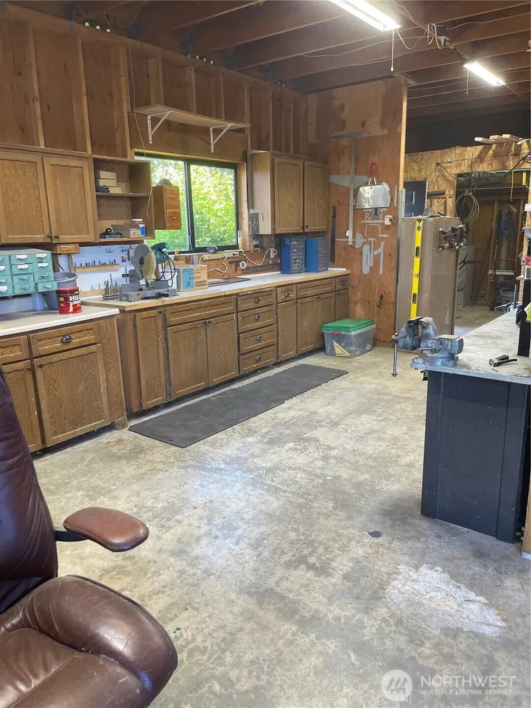 6919 90th Street E Puyallup WA 98371
