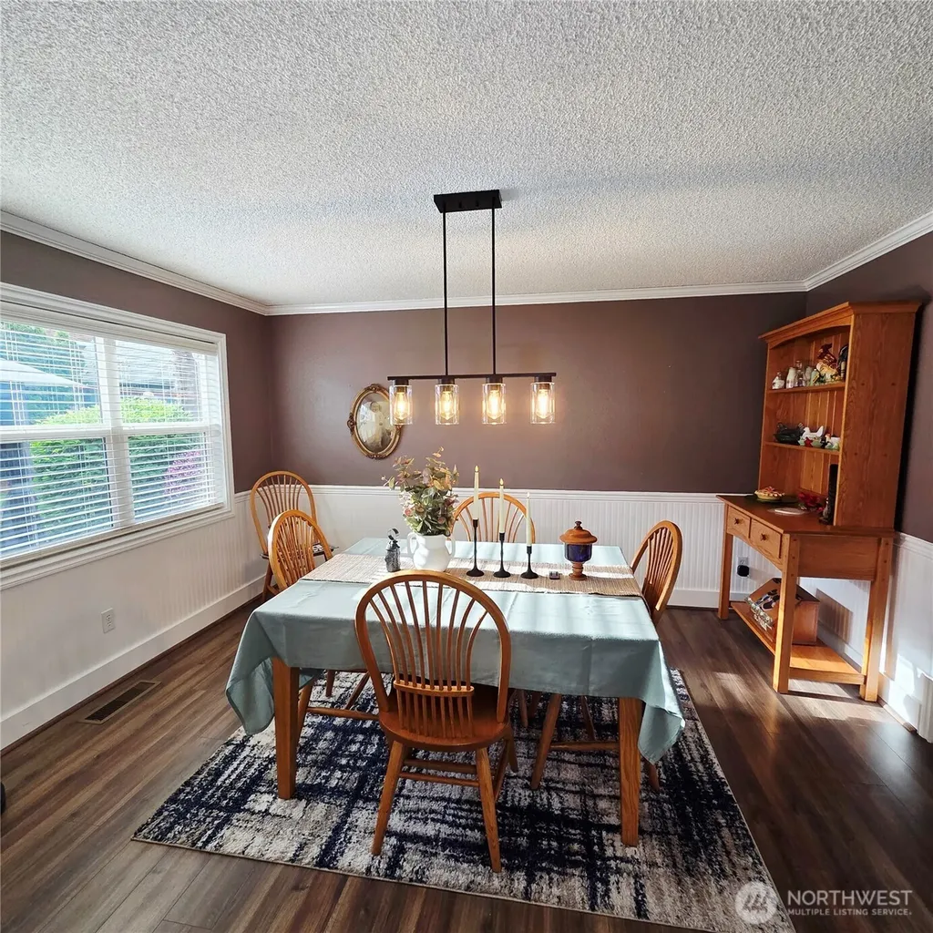 6919 90th Street E Puyallup WA 98371
