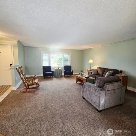 6919 90th Street E Puyallup WA 98371