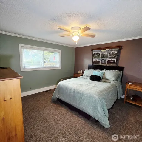6919 90th Street E Puyallup WA 98371