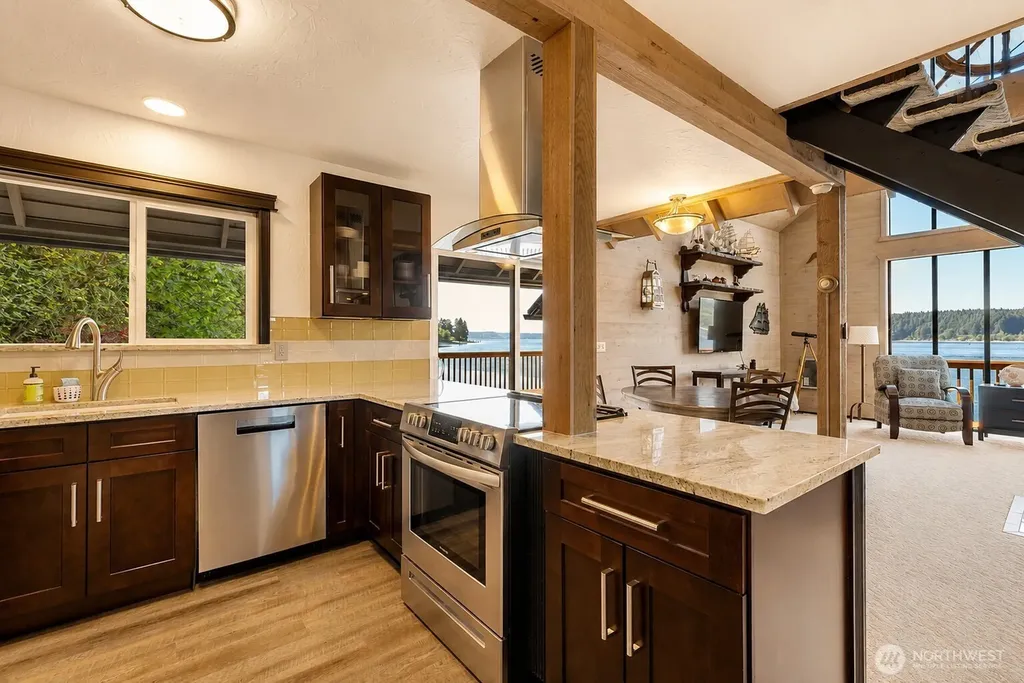 11901 Larson Road Anderson Island WA 98303