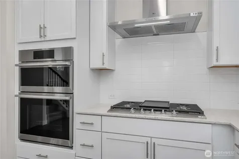 4273 Aberdeen Way NE Renton WA 98056