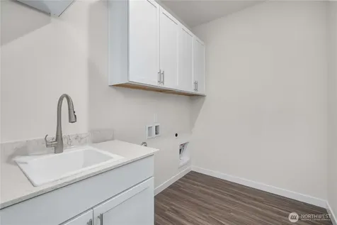 4273 Aberdeen Way NE Renton WA 98056