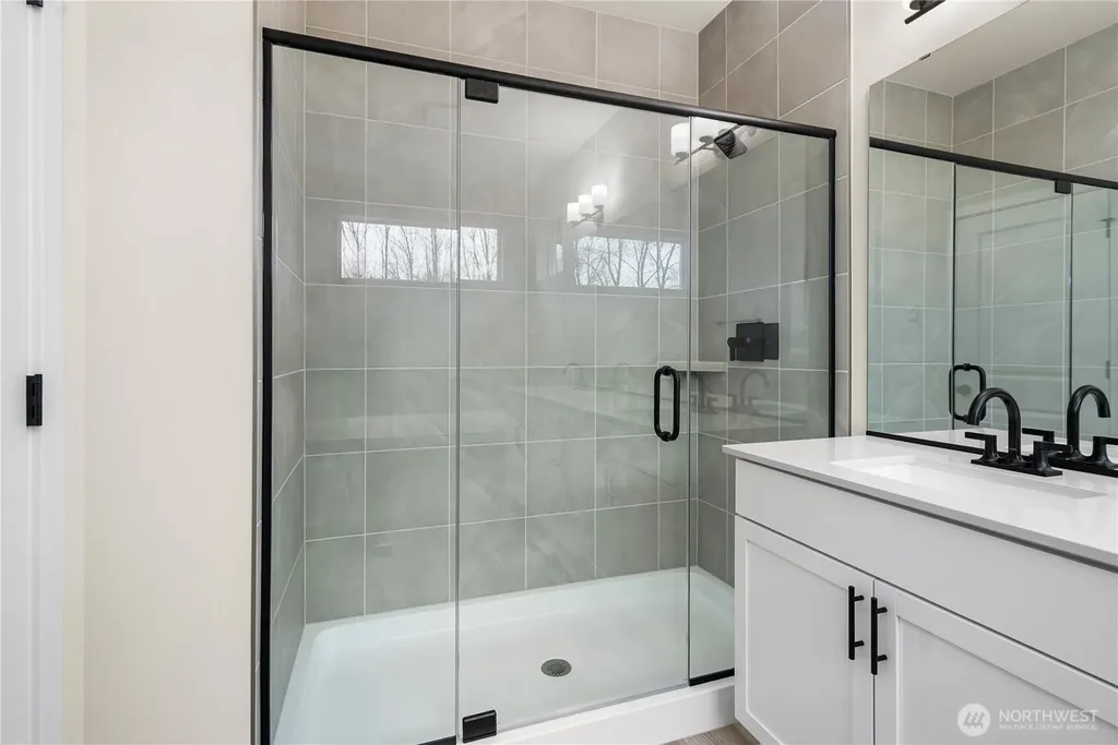 4279 Aberdeen Way NE Renton WA 98056