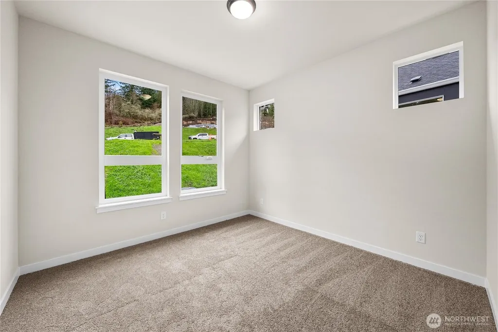 4279 Aberdeen Way NE Renton WA 98056