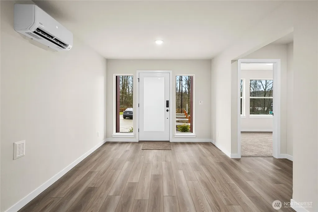 4279 Aberdeen Way NE Renton WA 98056