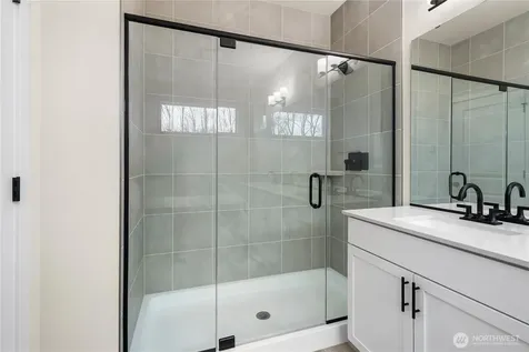 4279 Aberdeen Way NE Renton WA 98056