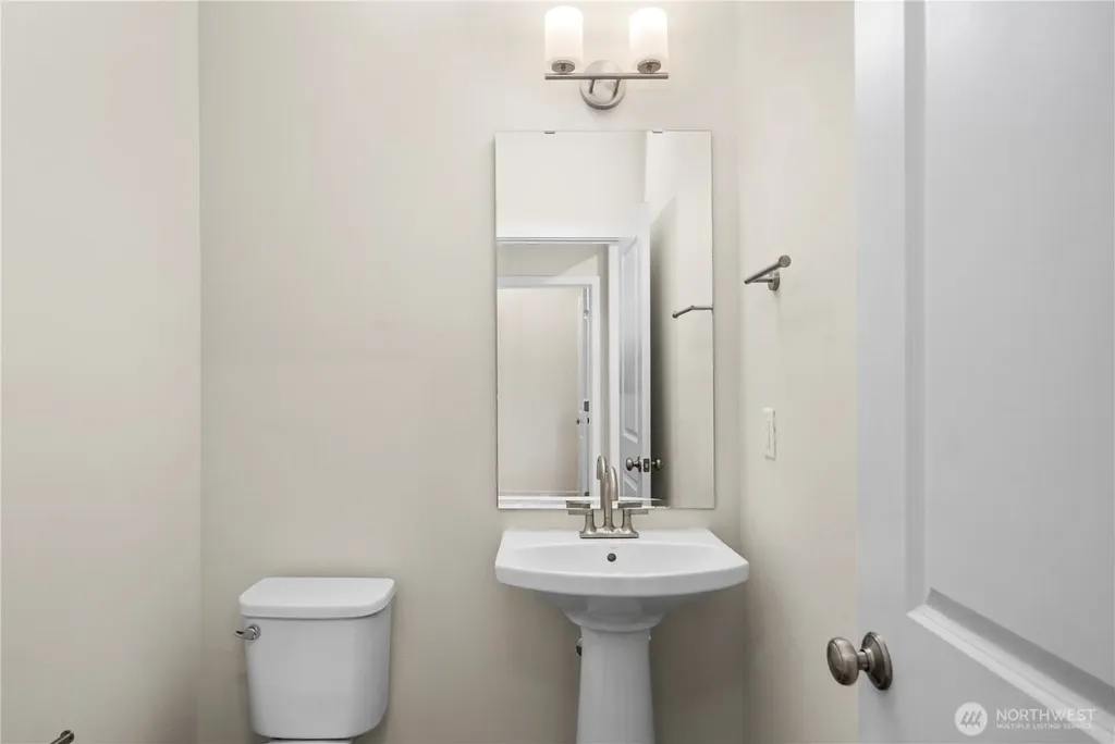 4163 Aberdeen Way NE Renton WA 98056