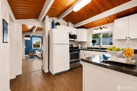 416 E 86th Street Tacoma WA 98445