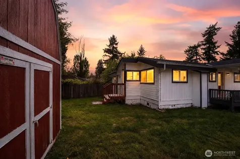 416 E 86th Street Tacoma WA 98445