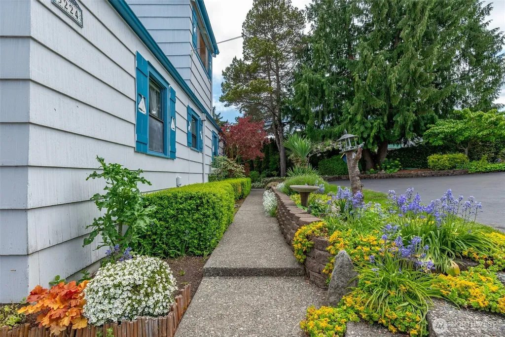 3224 SW Scenic Heights Street Oak Harbor WA 98277