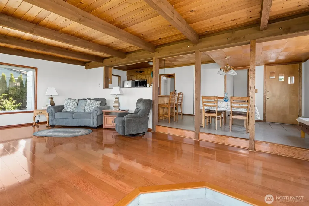 3224 SW Scenic Heights Street Oak Harbor WA 98277