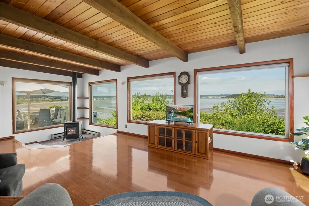 3224 SW Scenic Heights Street Oak Harbor WA 98277
