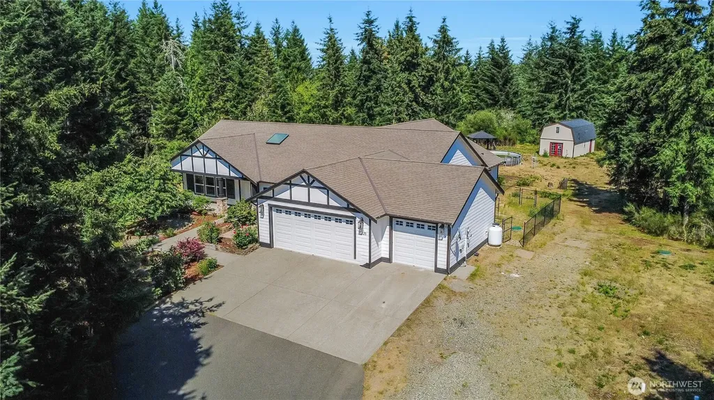 15325 Glenshire Place SW Port Orchard WA 98367