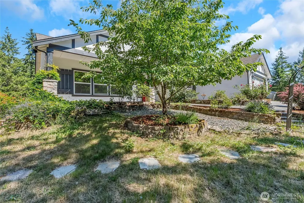 15325 Glenshire Place SW Port Orchard WA 98367