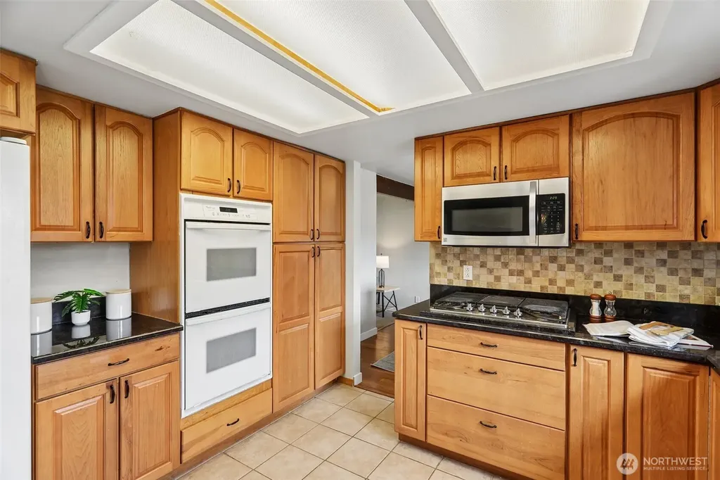 4735 SW 312th Place Federal Way WA 98023