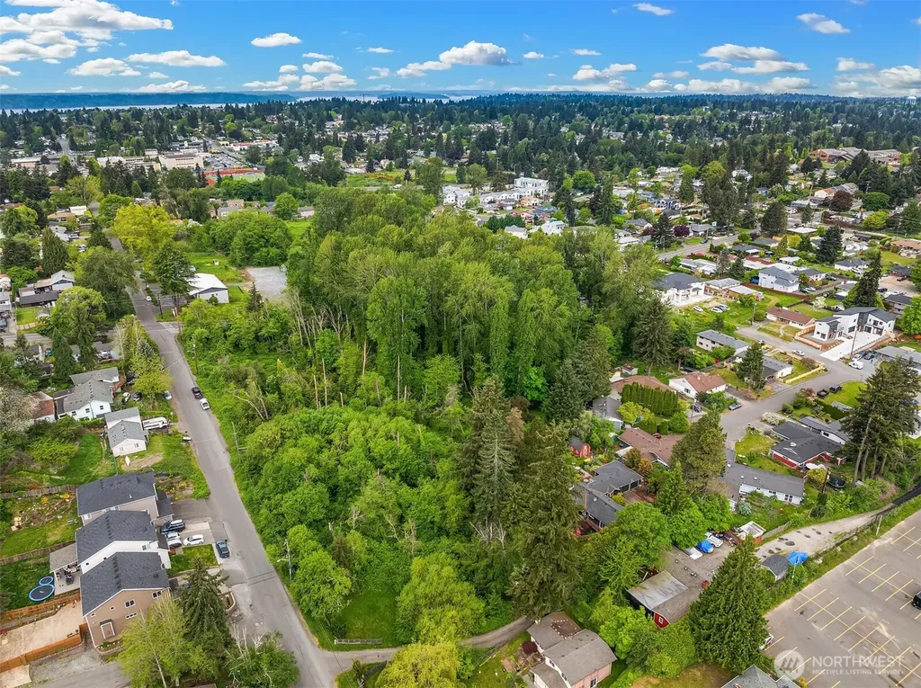 84 S 140th Street Burien WA 98168