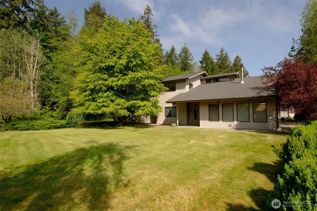 1526 36th Avenue NE Olympia WA 98506