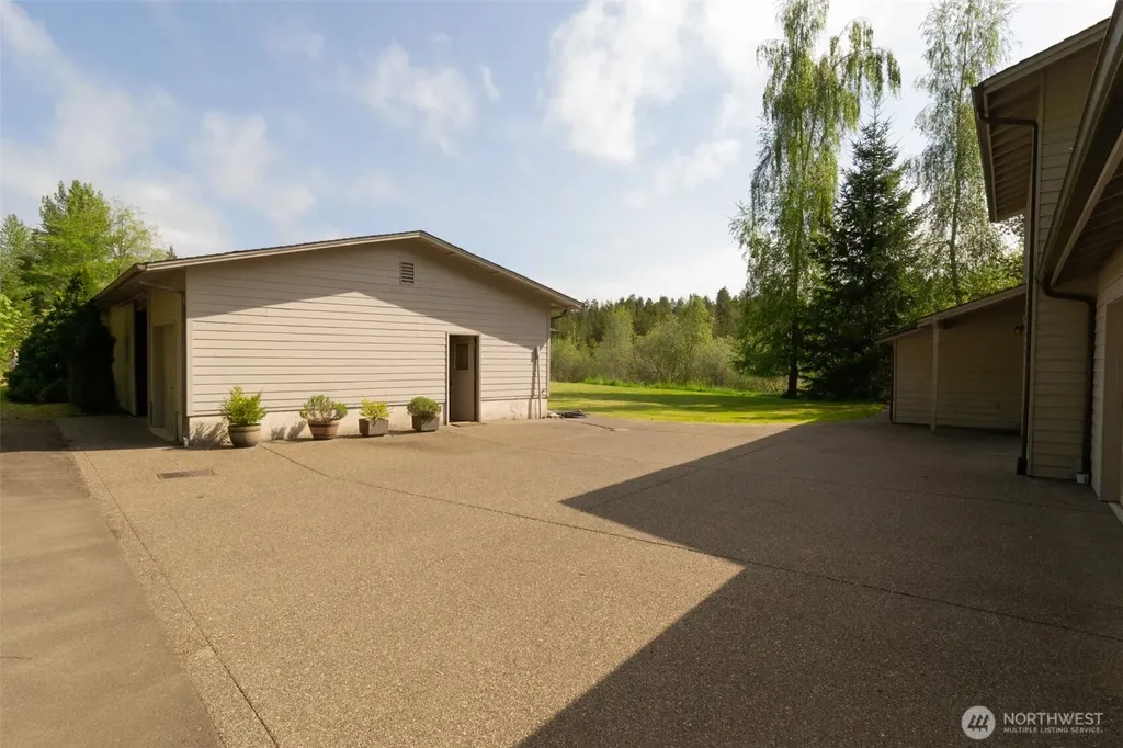 1526 36th Avenue NE Olympia WA 98506