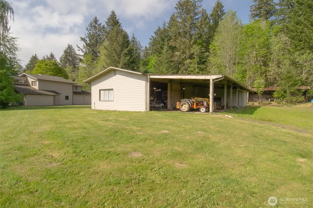 1526 36th Avenue NE Olympia WA 98506