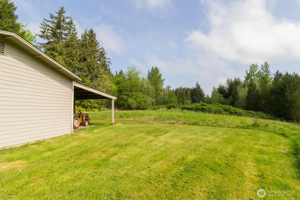 1526 36th Avenue NE Olympia WA 98506