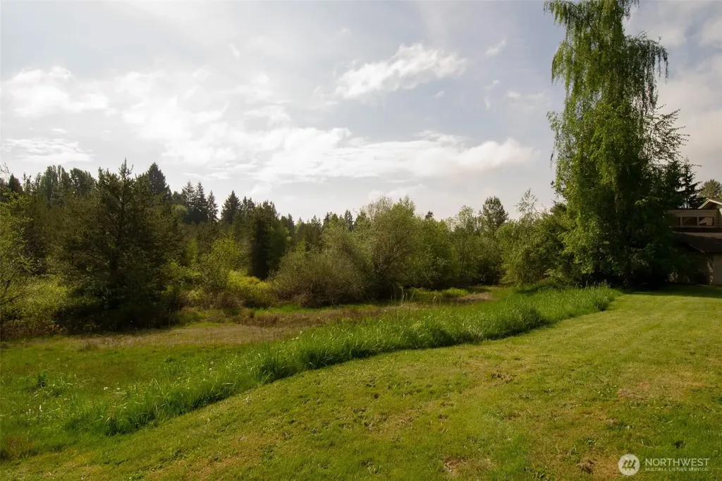 1526 36th Avenue NE Olympia WA 98506