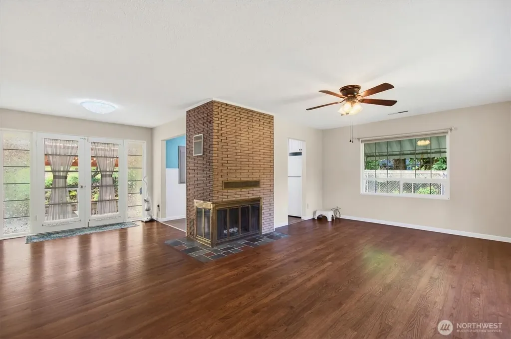 914 Coal Creek Road Longview WA 98632