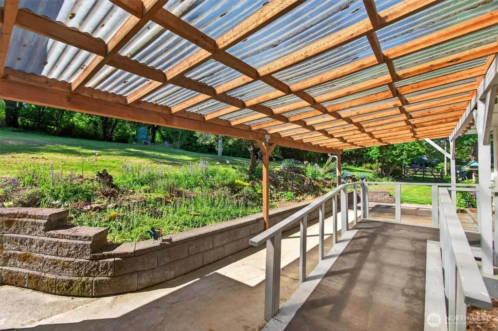 914 Coal Creek Road Longview WA 98632